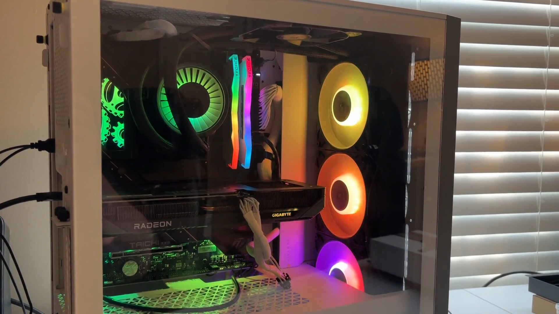 Intel & AMD Gaming Beast