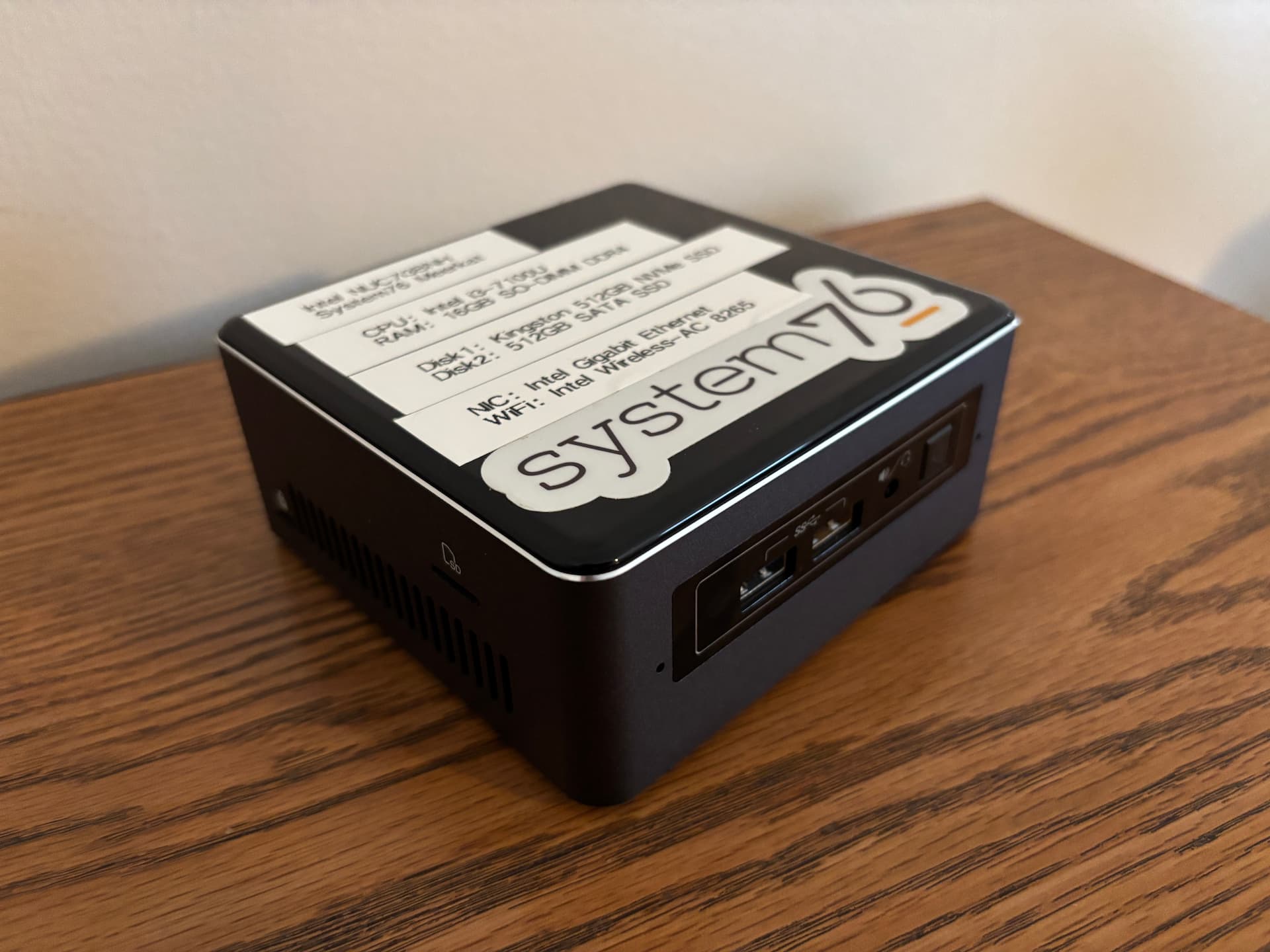 System76 Intel NUC7i3BNH